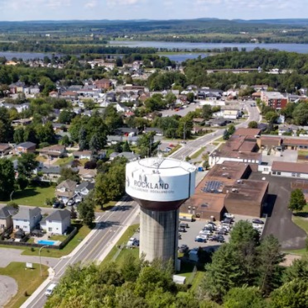 Houses for sale in Rockland Ontario